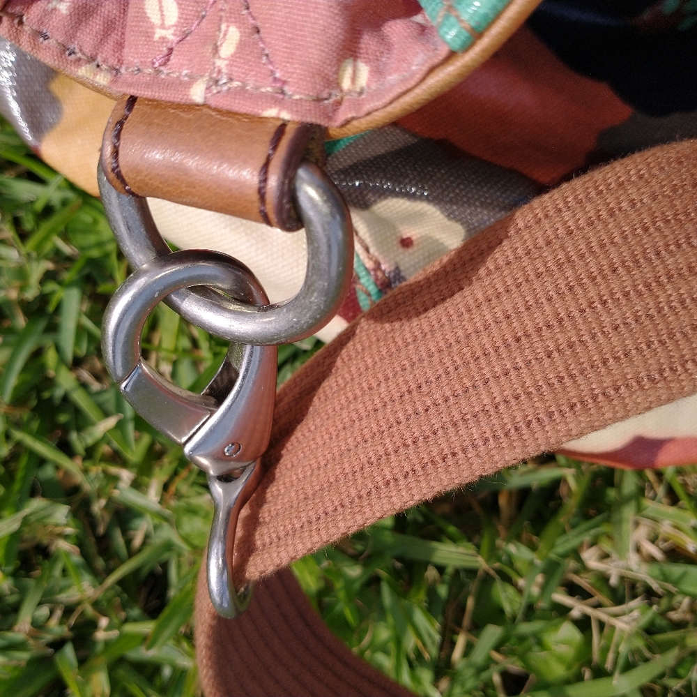 Large Key-Per Fossil Handbag - image 7